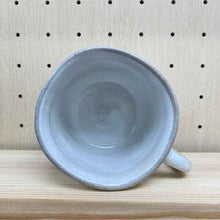 Load image into Gallery viewer, Minoyaki white slip glaze coffee mug Fenyin