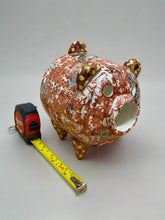 Load image into Gallery viewer, Mini Mosquito Coil Pig 迷你蚊香豬 (九谷燒) - SOLOBITO