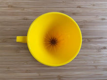 將圖片載入圖庫檢視器 KONO 2020年紀念版濾杯 (YELLOW ) (MDN/中肋骨)- SOLOBITO