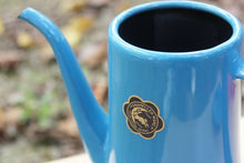 Load image into Gallery viewer, TSUKIUSAGI SLIM POT 月兔印琺瑯手沖壺  BLUE 01.2L - SOLOBITO