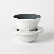 Load image into Gallery viewer, COFIL Fuji Dripper  WHITE 富士山免濾紙濾杯 - SOLOBITO