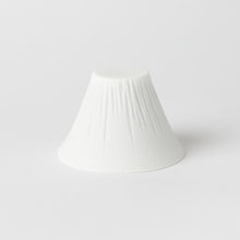 Load image into Gallery viewer, COFIL Fuji Dripper  WHITE 富士山免濾紙濾杯 - SOLOBITO