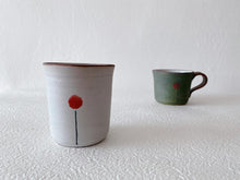 Load image into Gallery viewer, 工房ことりの　Ballon ceramic mug White
