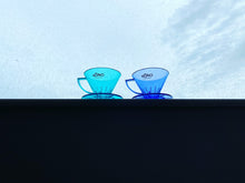 將圖片載入圖庫檢視器 KONO Translucent Sapphire Blue Dripper 半透明藍寶石版 (2022 Ed.) - SOLOBITO
